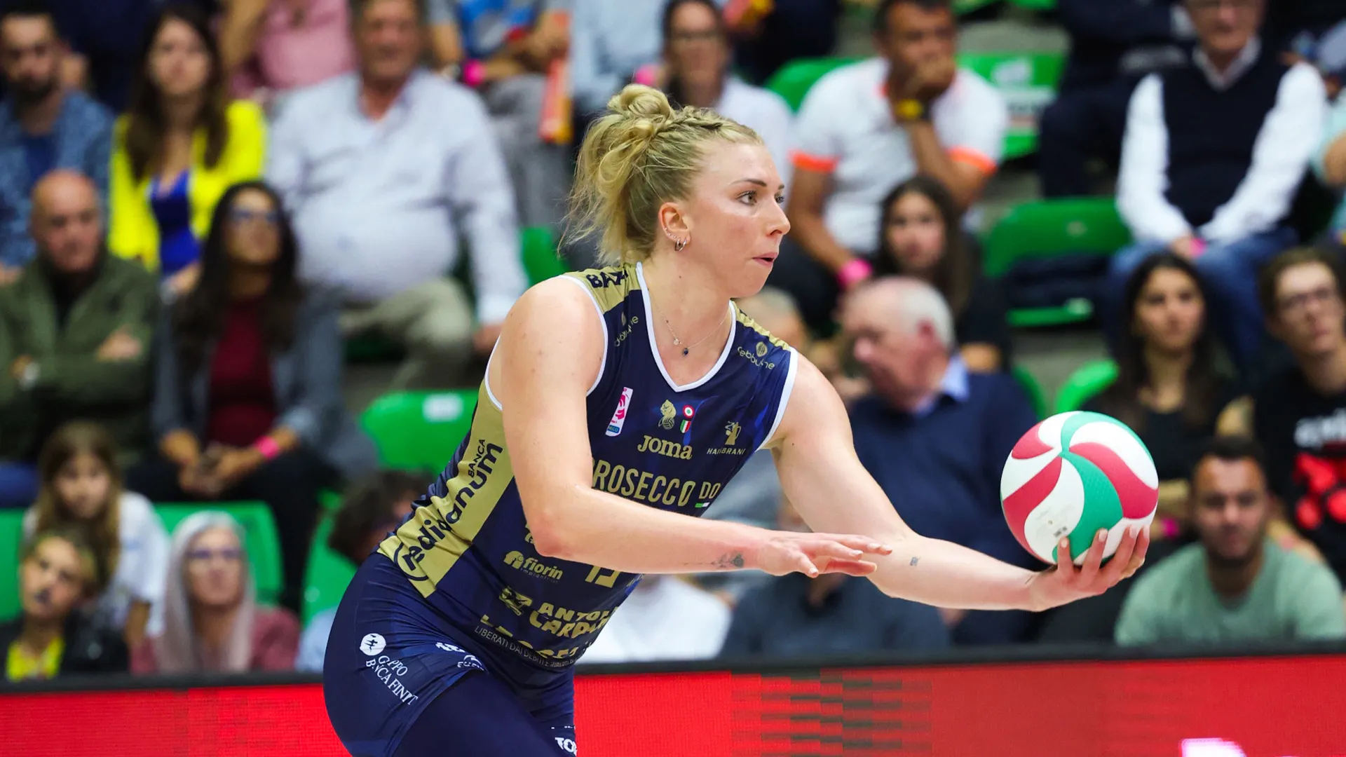 SE-Ones sponsor dell'eccellenza sportiva - Sarah Fahr Campionessa di pallavolo