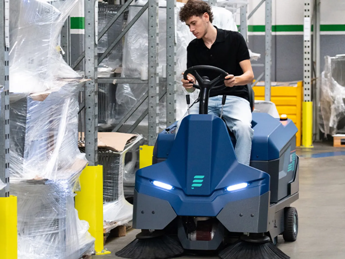 OneSweep 70 sweeper machine